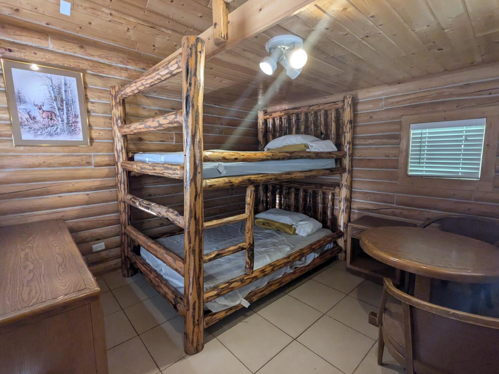 Jared'S Wild Rose Ranch Resort Island Park Rom bilde